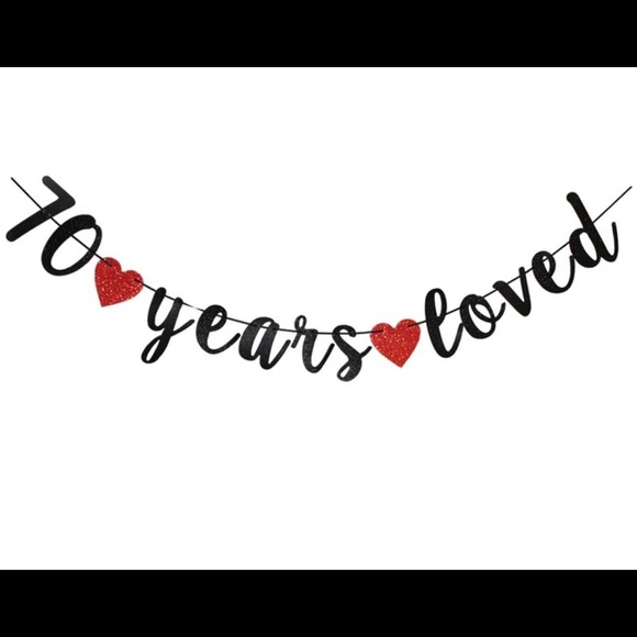 Birthday Decorations - Table Cloths & Balloons - Picture 2 of 9